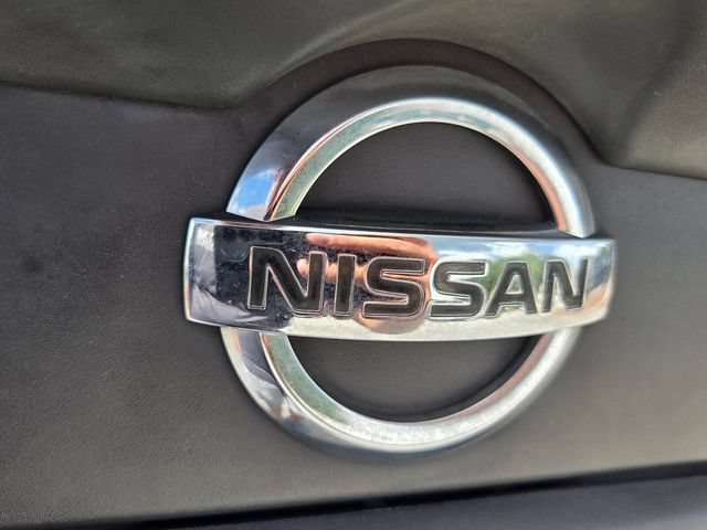 Used 2016 Nissan Frontier SV w/ SV Value Truck Package RWD image 14