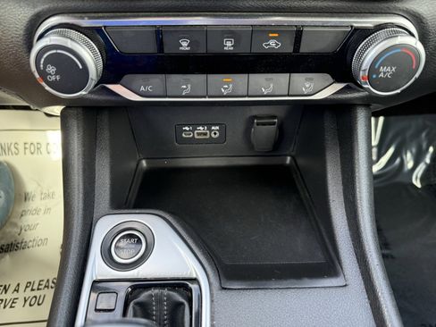 Used 2022 Nissan Sentra SV image 22