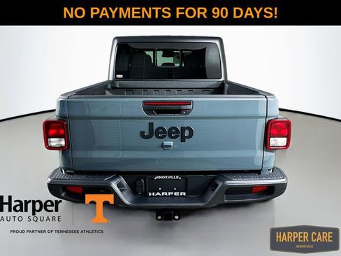 New 2025 Jeep Gladiator Sport image 7