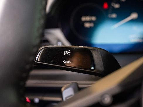 Used 2024 Porsche 911 Carrera GTS image 19