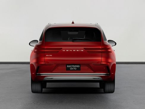 New 2026 Genesis Electrified GV70 image 7