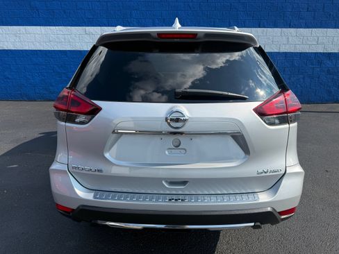 Used 2018 Nissan Rogue SV w/ Premium Package AWD/4WD image 19