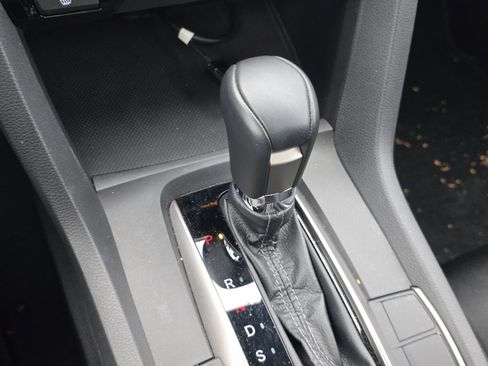 Used 2020 Honda Civic EX image 22