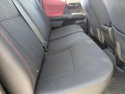 Used 2016 Toyota Tacoma SR5 image 18