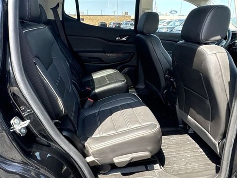 Certified 2023 GMC Acadia Denali w/ Denali Ultimate Package AWD/4WD image 26