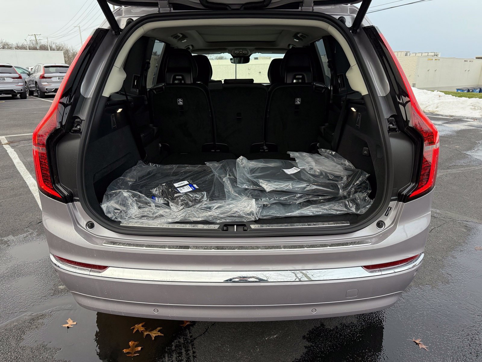 New 2026 Volvo XC90 T8 Plus w/ Protection Package AWD/4WD image 41