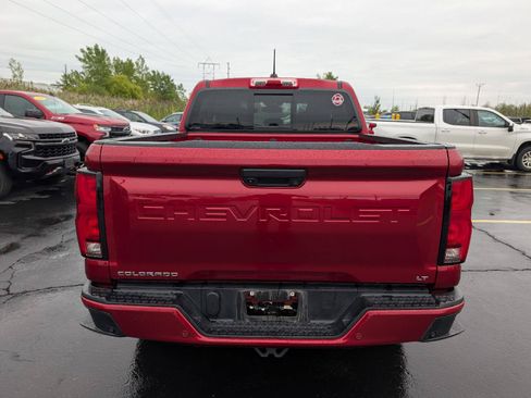 Used 2023 Chevrolet Colorado LT w/ LT Convenience Package III AWD/4WD image 6