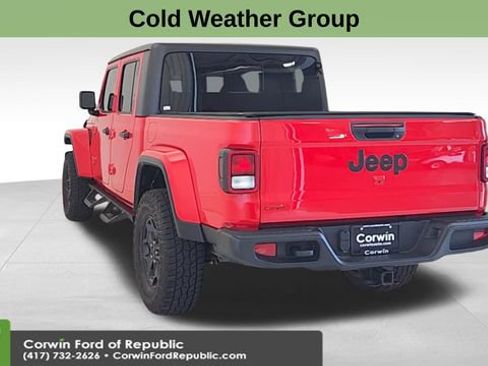 Used 2021 Jeep Gladiator Willys image 7