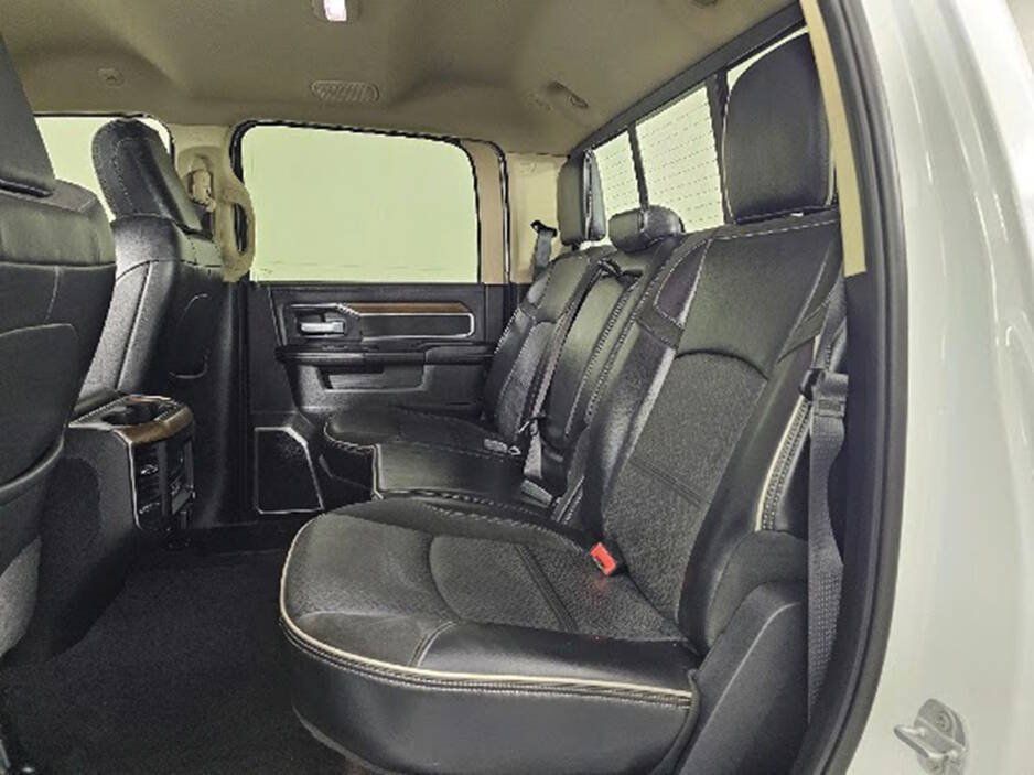 Used 2022 RAM 2500 Laramie AWD/4WD image 16