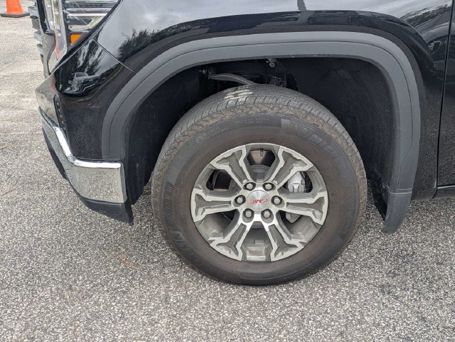 Used 2025 GMC Sierra 1500 SLT AWD/4WD image 11