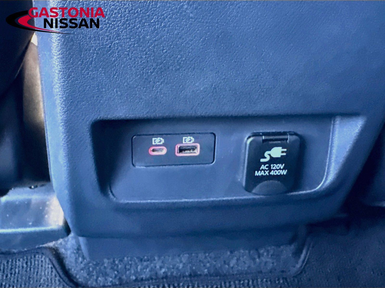 Used 2022 Nissan Frontier SV AWD/4WD image 32