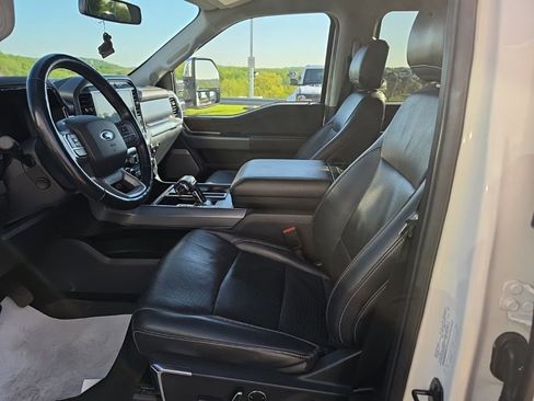 Used 2021 Ford F150 Lariat w/ Equipment Group 502A High AWD/4WD image 3