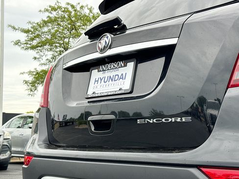 Used 2020 Buick Encore Essence FWD image 14