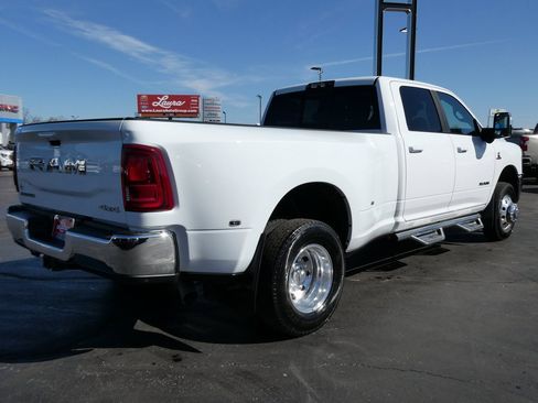 Used 2025 RAM 3500 Laramie w/ Towing Technology Group image 5