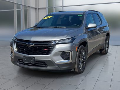 Used 2023 Chevrolet Traverse RS