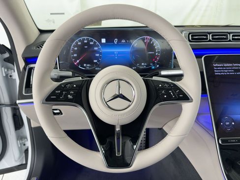 New 2026 Mercedes-Benz S 580e 4MATIC Sedan image 17