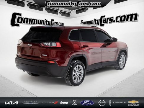 Used 2019 Jeep Cherokee Latitude w/ Popular Appearance Group image 7