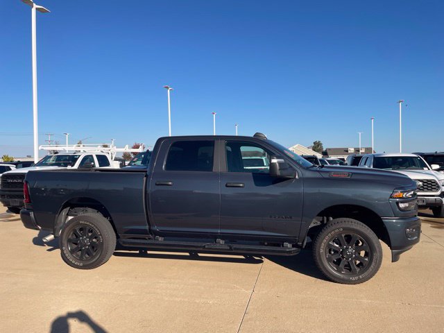 Used 2026 RAM 2500 Big Horn AWD/4WD image 2