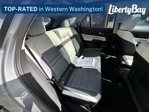 Used 2025 Honda Prologue Touring image 16