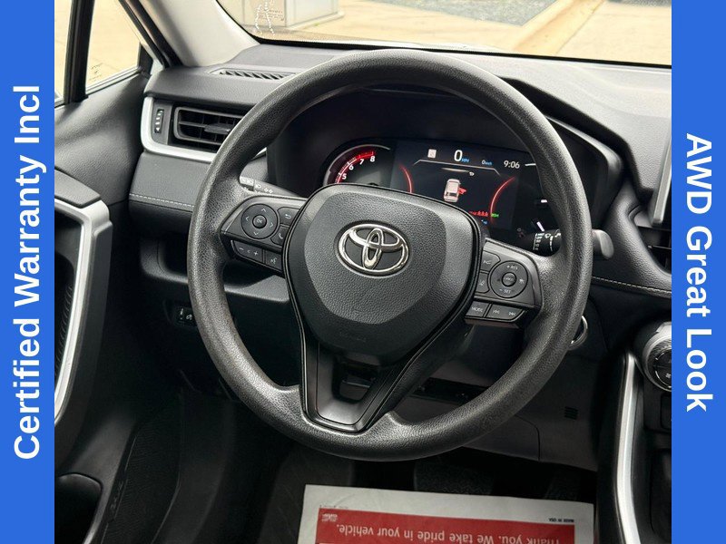 Used 2023 Toyota RAV4 XLE AWD/4WD image 14