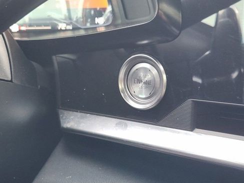 Used 2024 Chevrolet Corvette Stingray Preferred Conv w/ 2LT image 8