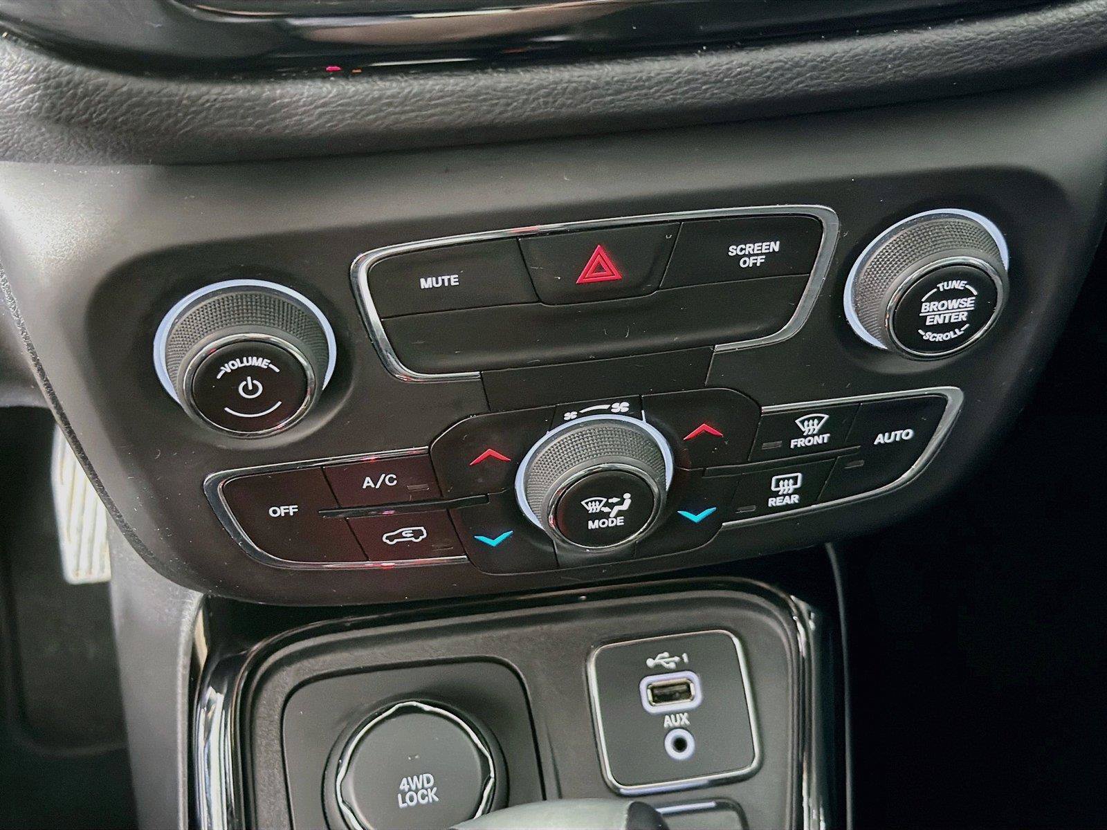 Used 2019 Jeep Compass Limited AWD/4WD image 21