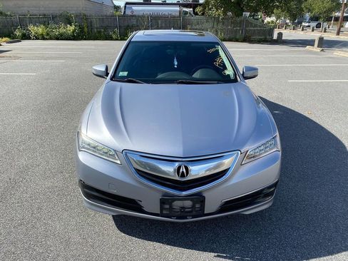 Used 2016 Acura TLX V6 image 3