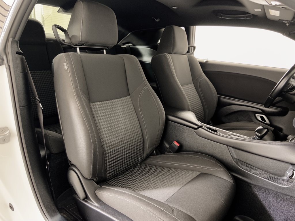 Used 2019 Dodge Challenger SXT w/ Blacktop Package RWD image 30