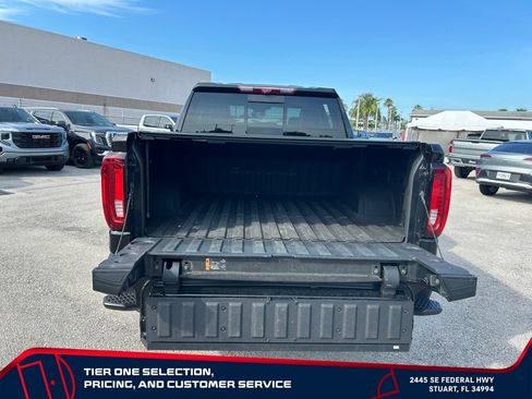 Used 2024 GMC Sierra 1500 Denali Ultimate AWD/4WD image 10