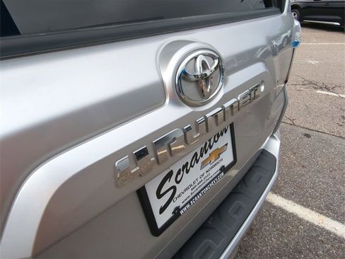 Used 2020 Toyota 4Runner SR5 image 30