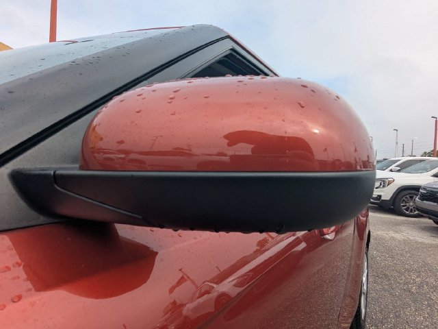 Used 2025 Kia Soul LX FWD image 12