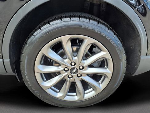 Certified 2022 Lincoln Corsair AWD w/ Premium Package image 19