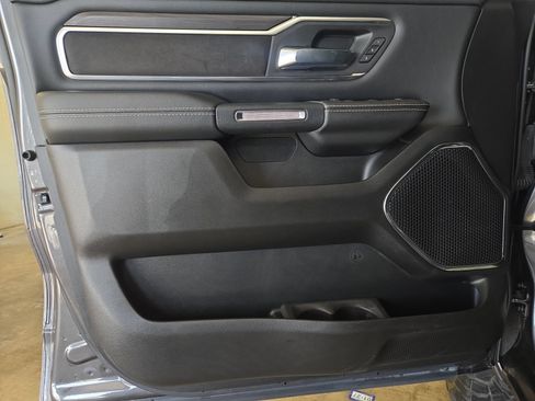 Used 2025 RAM 1500 Laramie w/ Sport Appearance Package AWD/4WD image 19