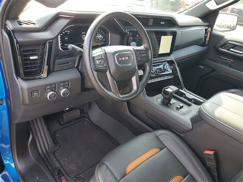 Used 2024 GMC Sierra 1500 AT4 w/ AT4 Preferred Package image 6