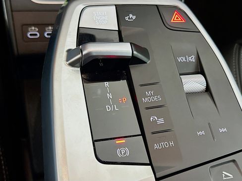 Used 2025 BMW X1 xDrive28i image 25