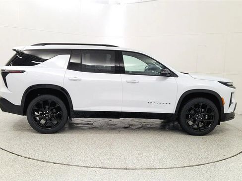New 2026 Chevrolet Traverse RS AWD/4WD image 8