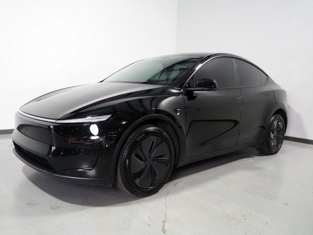 Used 2026 Tesla Model Y Long Range RWD image 11