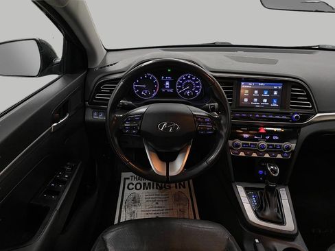 Used 2019 Hyundai Elantra Limited w/ Cargo Package FWD image 13