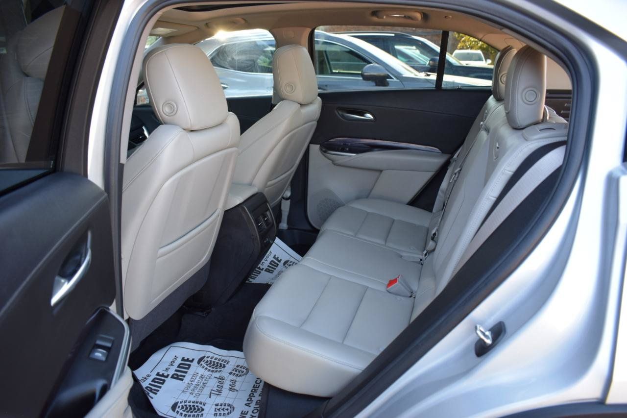 Used 2022 Cadillac XT4 Luxury w/ Cold Weather Package AWD/4WD image 39