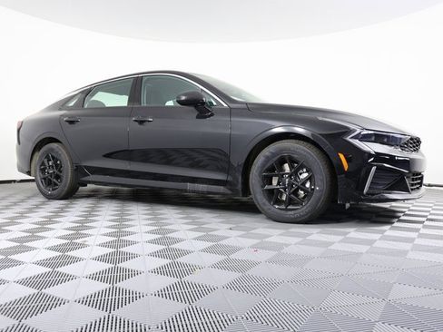 Certified 2025 Kia K5 LXS image 3