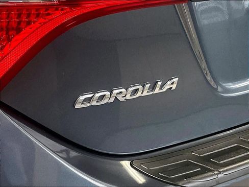 Used 2017 Toyota Corolla XSE w/ Carpet Mat Package (TMS) image 29