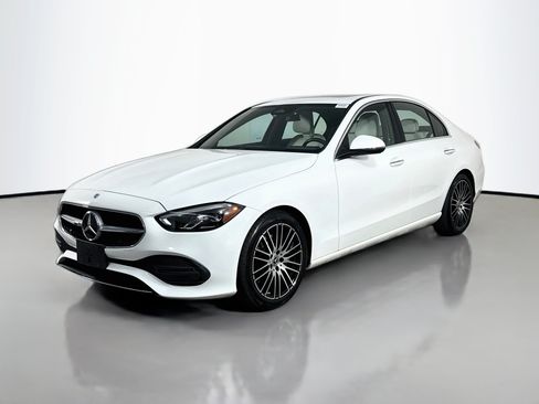 Used 2023 Mercedes-Benz C 300 4MATIC Sedan image 4