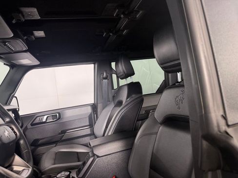 Used 2024 Ford Bronco Big Bend w/ Sasquatch Package AWD/4WD image 24