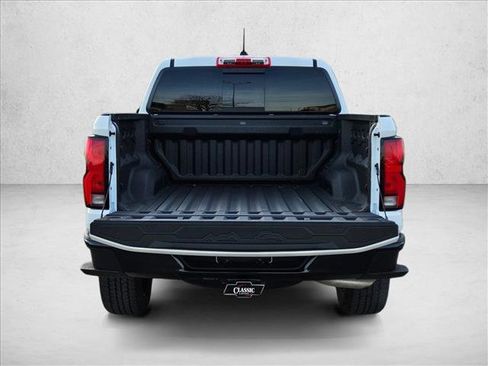 Used 2024 Chevrolet Colorado Z71 w/ Z71 Convenience Package 2 image 6