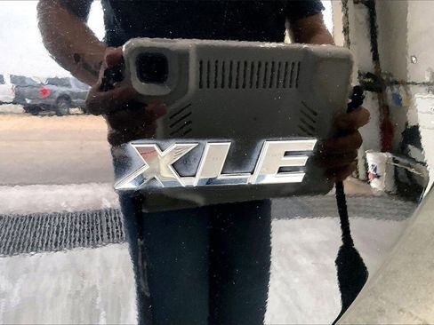 Used 2016 Toyota RAV4 XLE image 7