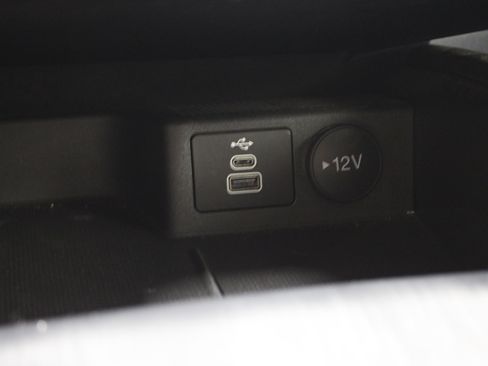 Used 2025 Ford Escape Active FWD image 19