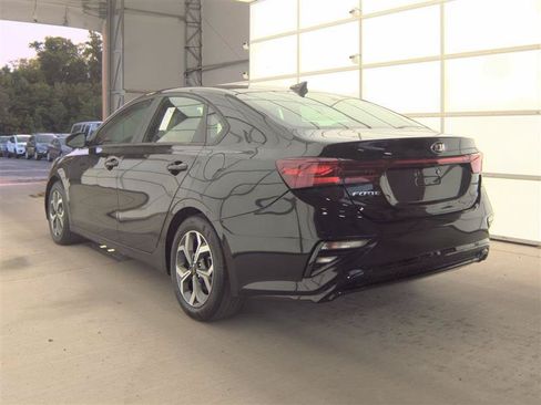 Used 2021 Kia Forte LXS FWD image 8