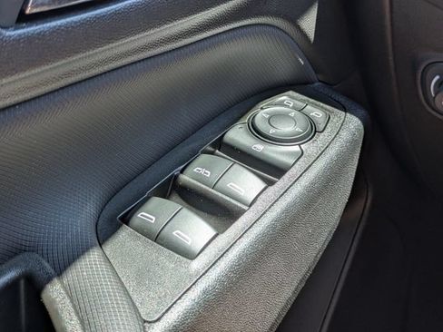 Used 2023 Chevrolet Equinox RS FWD image 26
