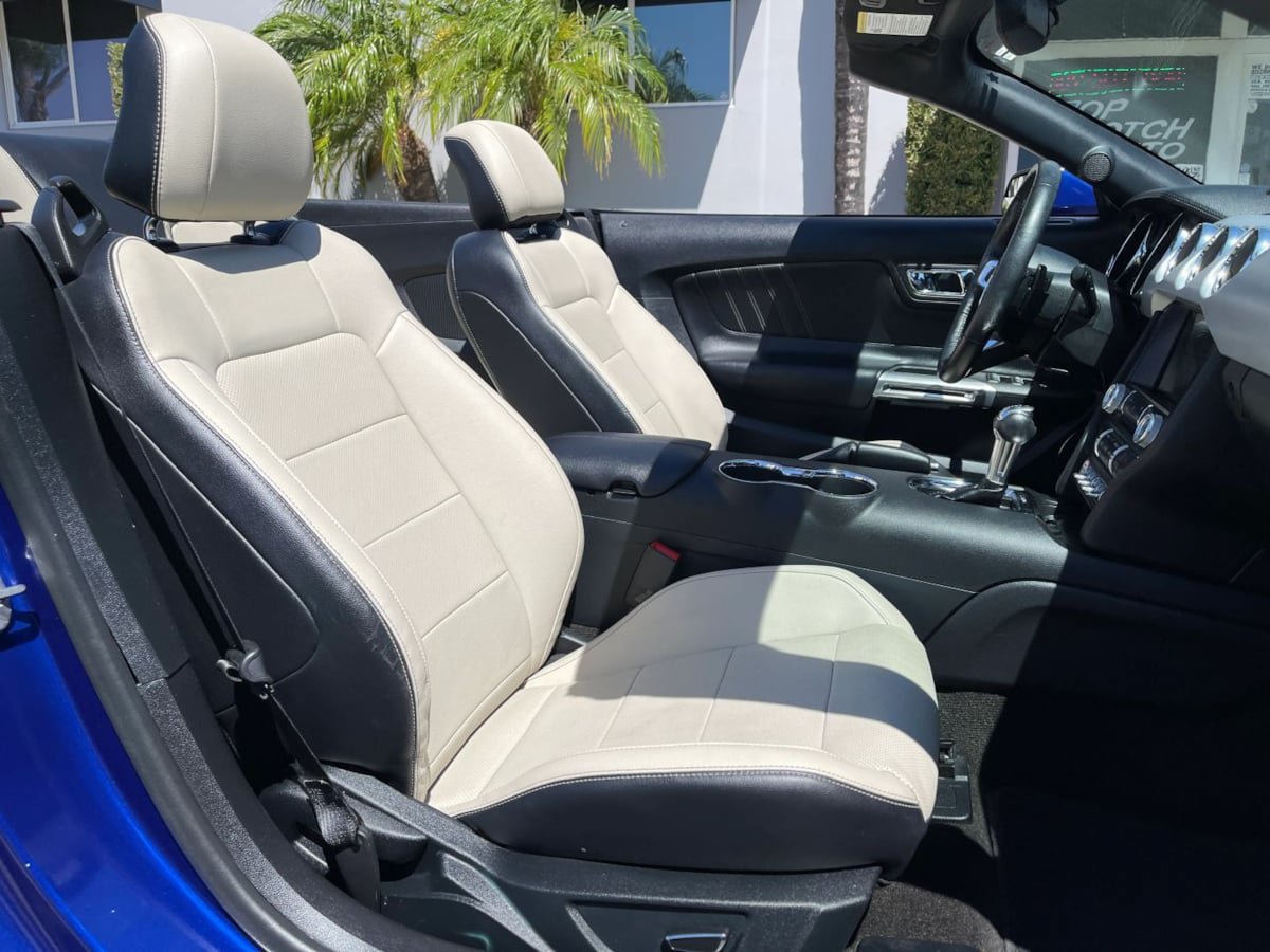Used 2016 Ford Mustang Premium RWD image 21