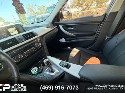 Used 2017 BMW 320i Sedan RWD image 12